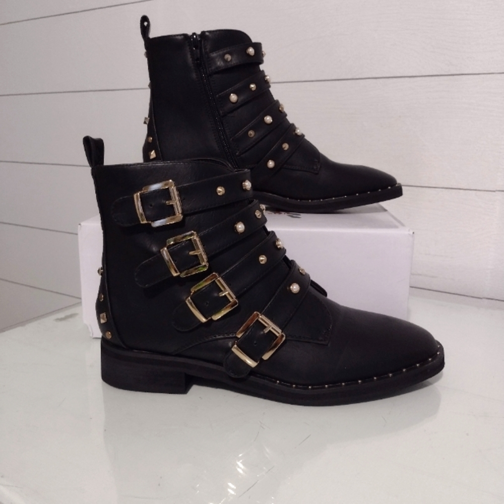 NEW with box booties!